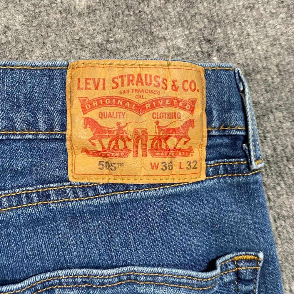 Levis 505 Regular Fit Jeans Mens 36x32 Medium Wash Blue Straight Leg Denim‎